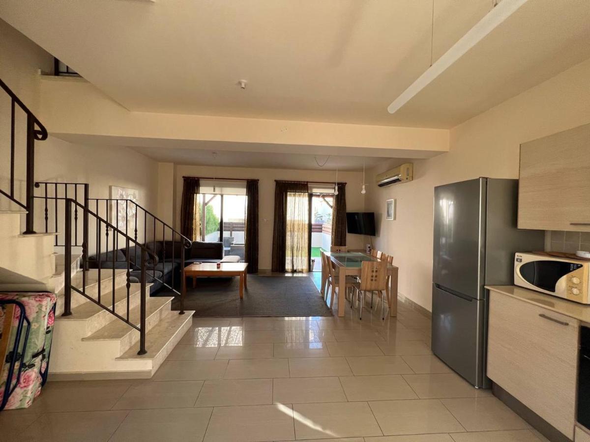 Vila Kapparis Town House Paralimni Exteriér fotografie